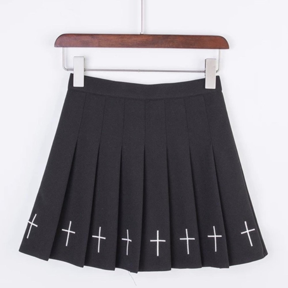 Black Goth Pleated Skirt